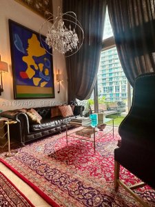 Aluguel de apartamento no Avenue on Brickell 1050 Tower 818