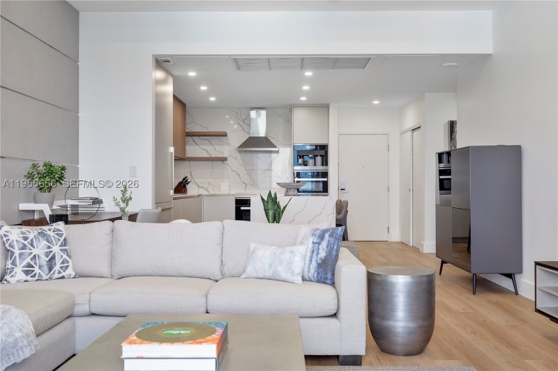 Comprar apartamento en Roney Palace 1633