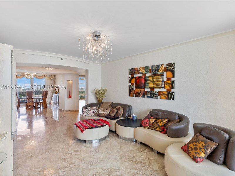 Aluguel de apartamento no Ocean Two 2503
