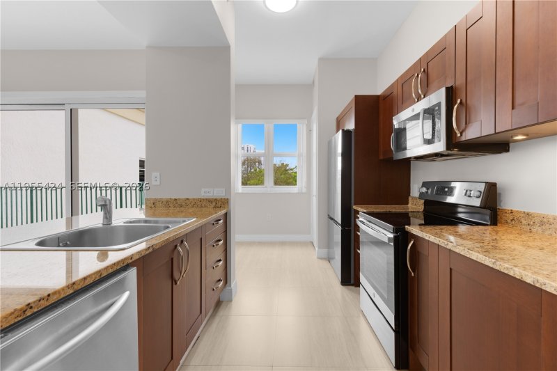 Comprar apartamento en Turnberry Village 402