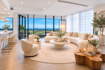 Hamptons West Apt #808