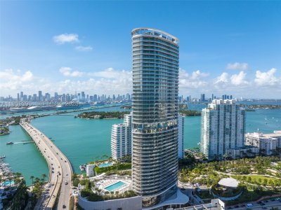 Comprar apartamento no Five Park Miami Beach 2903