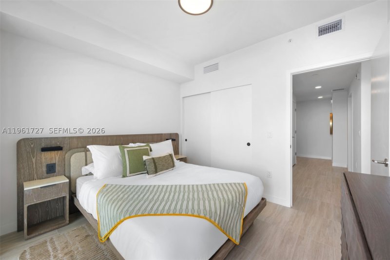 Comprar apartamento en 72 Park Miami Beach 1210