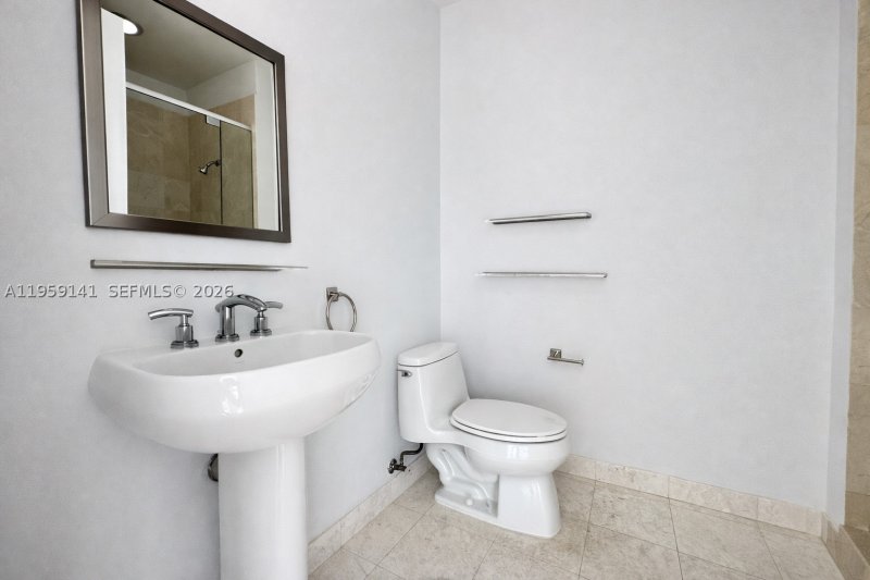 Condo for sale at Asia on Brickell 2405