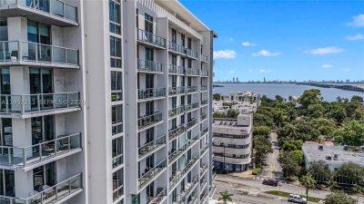 Comprar apartamento en Quadro Miami Design District S-904