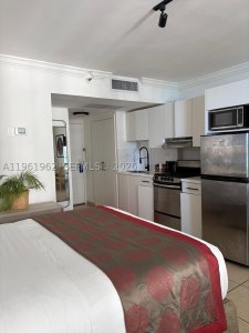 Comprar apartamento no Aventura Beach Club 820