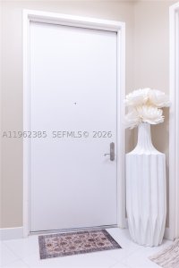 Comprar apartamento no Trump Tower One 3605