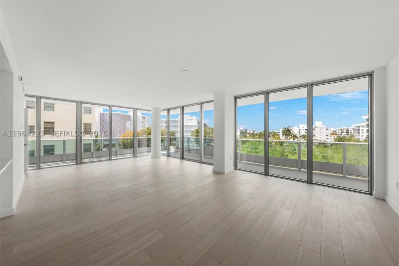 Condo for sale at La Baia South 502