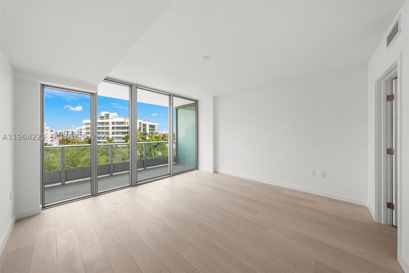 Condo for sale at La Baia South 502