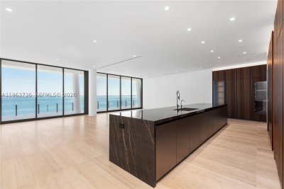 Comprar apartamento en Vita at Grove Isle M303