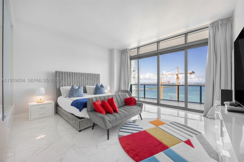 Condo for sale at Icon Bay PH 4002