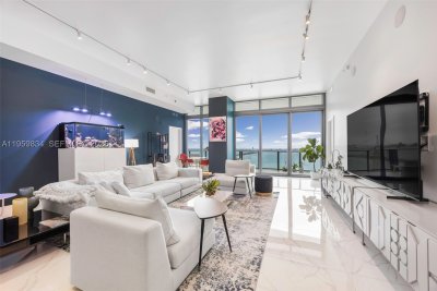 Icon Bay Apt #PH 4002