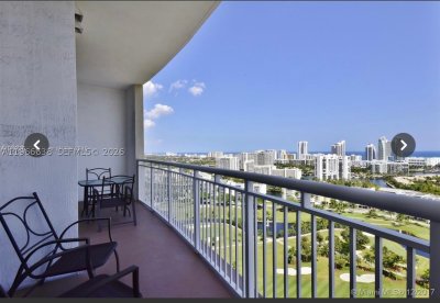 Duo Condo Apt #2505E