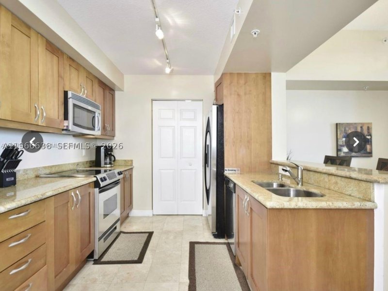 Apartment for rent at Duo Condo 2505E