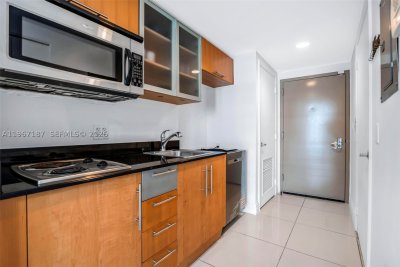 Comprar apartamento en Opera Tower 4507