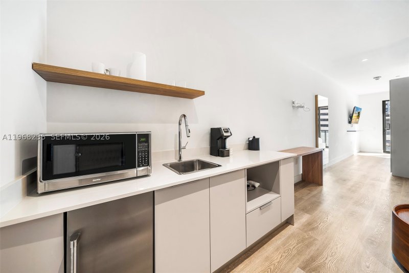 Condo for sale at Smart Brickell III 208