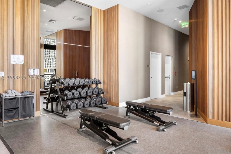 Condo for sale at Smart Brickell III 208