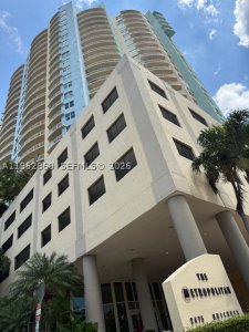 Aluguel de apartamento no Metropolitan at Brickell 1704