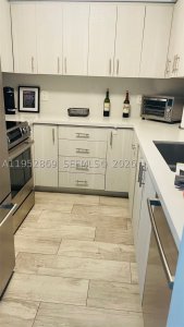 Aluguel de apartamento no Metropolitan at Brickell 1704