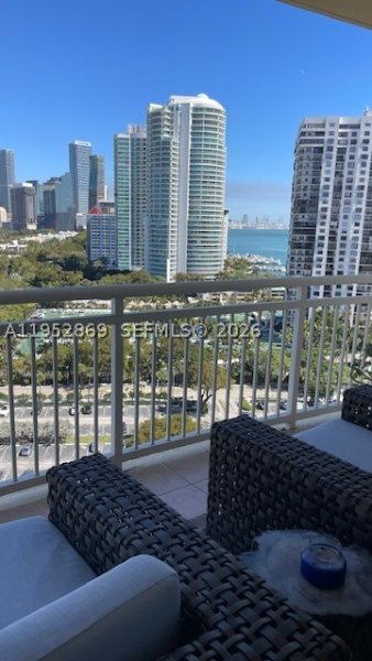 Alquiler de apartamento en Metropolitan at Brickell 1704
