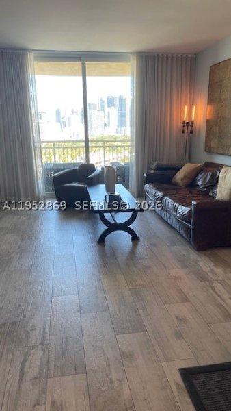 Alquiler de apartamento en Metropolitan at Brickell 1704
