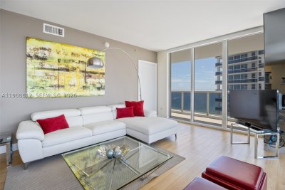 Aluguel de apartamento no Beach Club Two 3906
