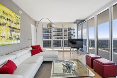 Aluguel de apartamento no Beach Club Two 3906