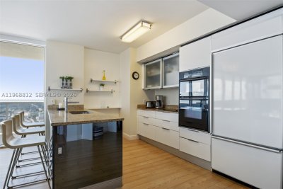 Aluguel de apartamento no Beach Club Two 3906