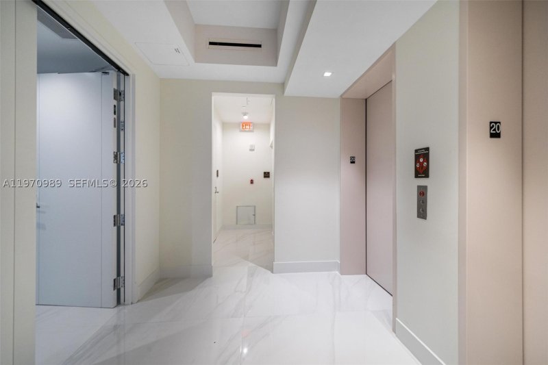 Alquiler de apartamento en Turnberry Ocean Club 2003