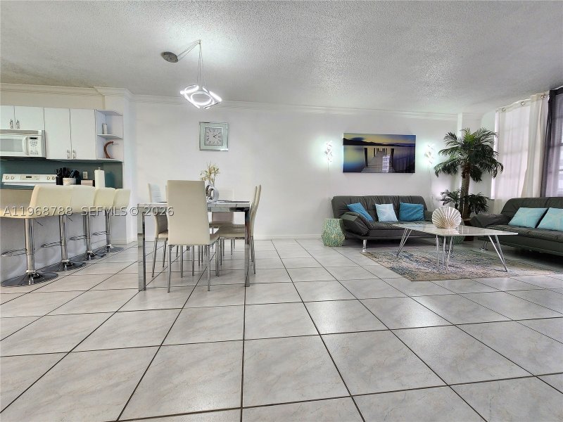 Condo for sale at Sea Air Towers 620