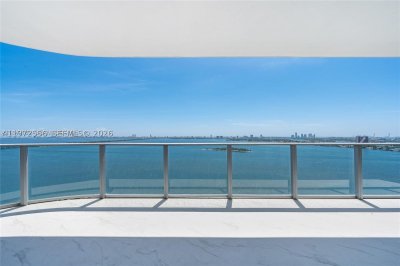 Comprar apartamento no Aria Reserve Miami 1406