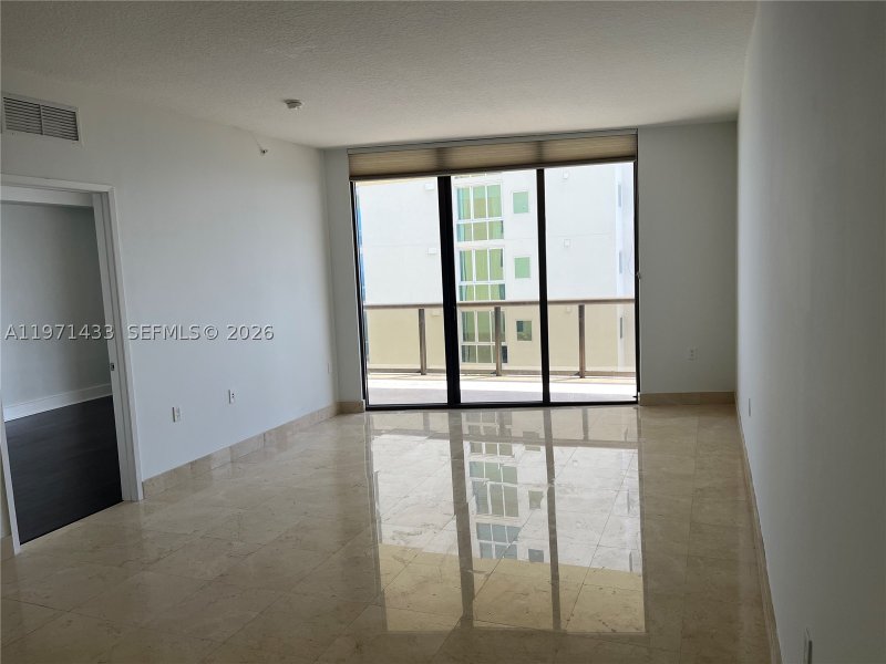 Comprar apartamento no Sayan 2603