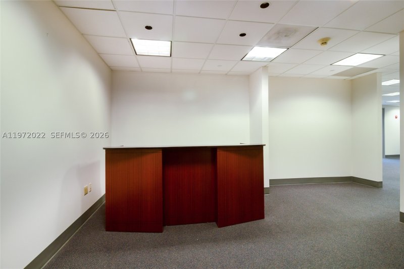 Comprar apartamento no The Club At Brickell Bay 505-B