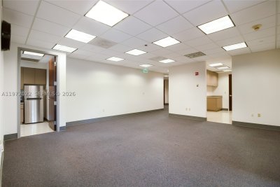 Comprar apartamento no The Club At Brickell Bay 505-B