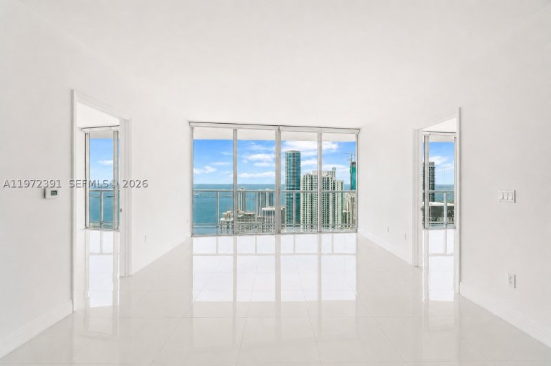 Comprar apartamento no Icon Brickell Tower II 4705