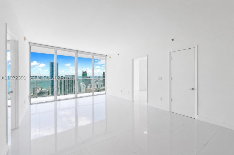 Comprar apartamento no Icon Brickell Tower II 4705