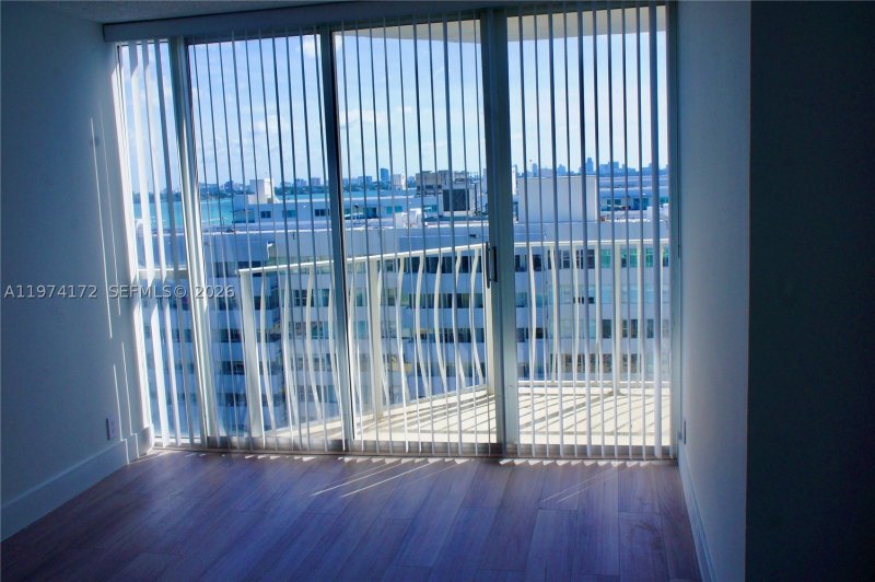 Comprar apartamento en Grandview Palace 1406