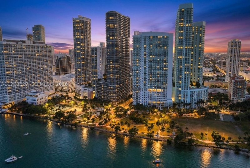 Apartment for rent at Opera Tower 2510