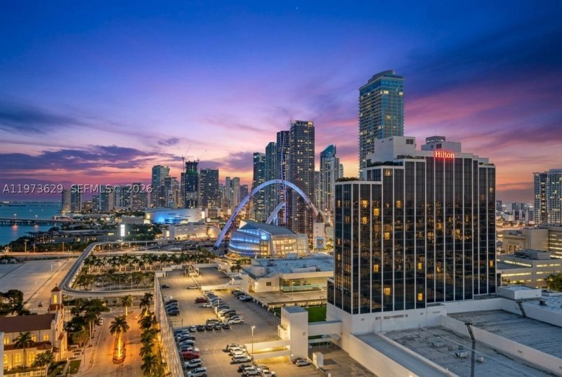Apartment for rent at Opera Tower 2510