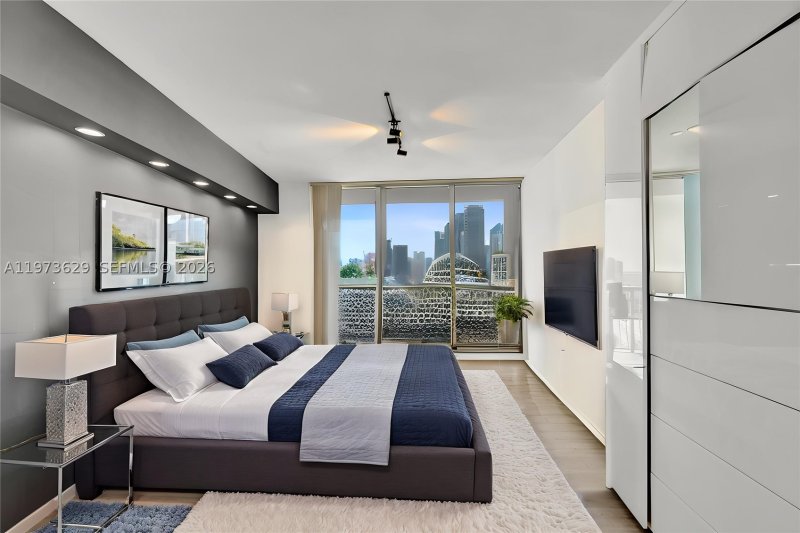 Apartment for rent at Opera Tower 2510