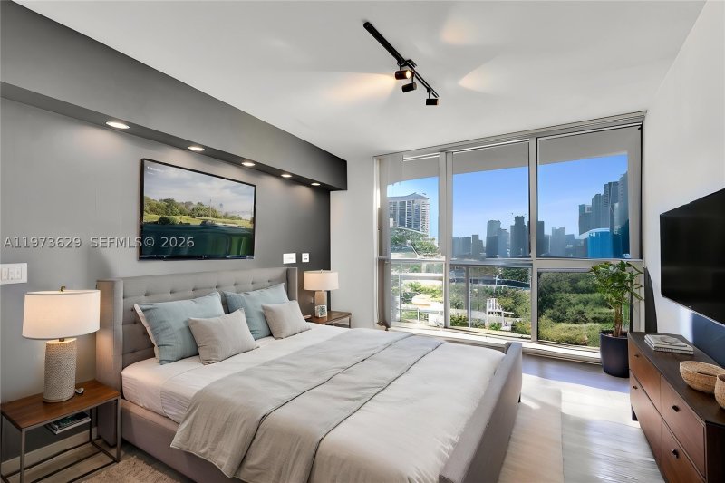 Apartment for rent at Opera Tower 2510