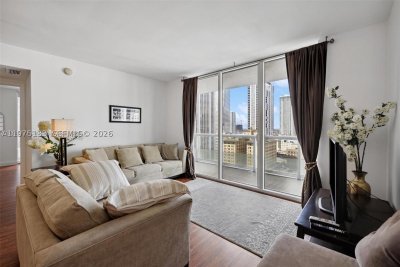 Comprar apartamento no 50 Biscayne 2111
