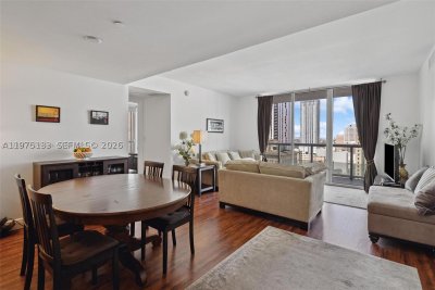 Comprar apartamento no 50 Biscayne 2111
