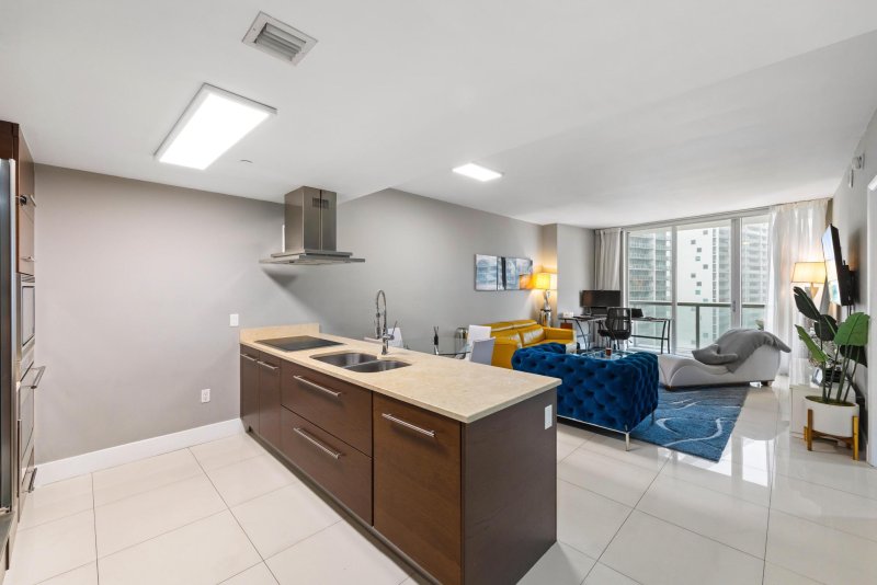 Condo for sale at Icon Brickell Viceroy 2506