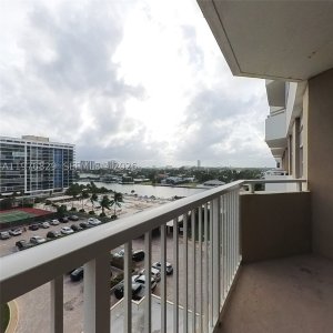 Comprar apartamento en The Hemispheres 7E