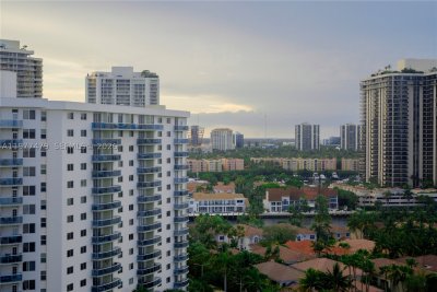 Aluguel de apartamento no Ocean Reserve 1614