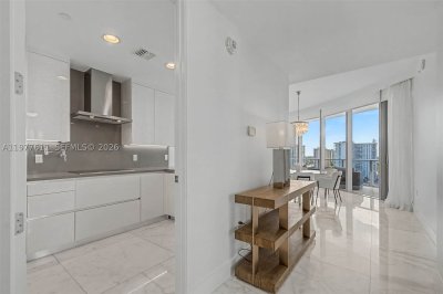 Comprar apartamento en Chateau Beach Residences 904