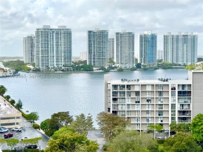 Comprar apartamento no Winston Towers 1501