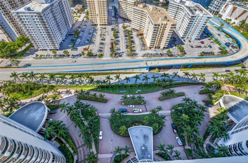 Alquiler de apartamento en Beach Club Two 2806