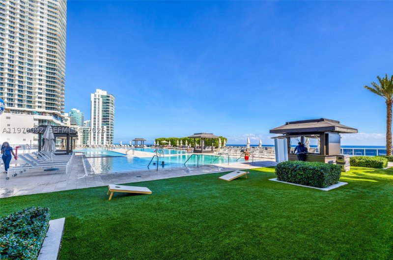 Alquiler de apartamento en Beach Club Two 2806
